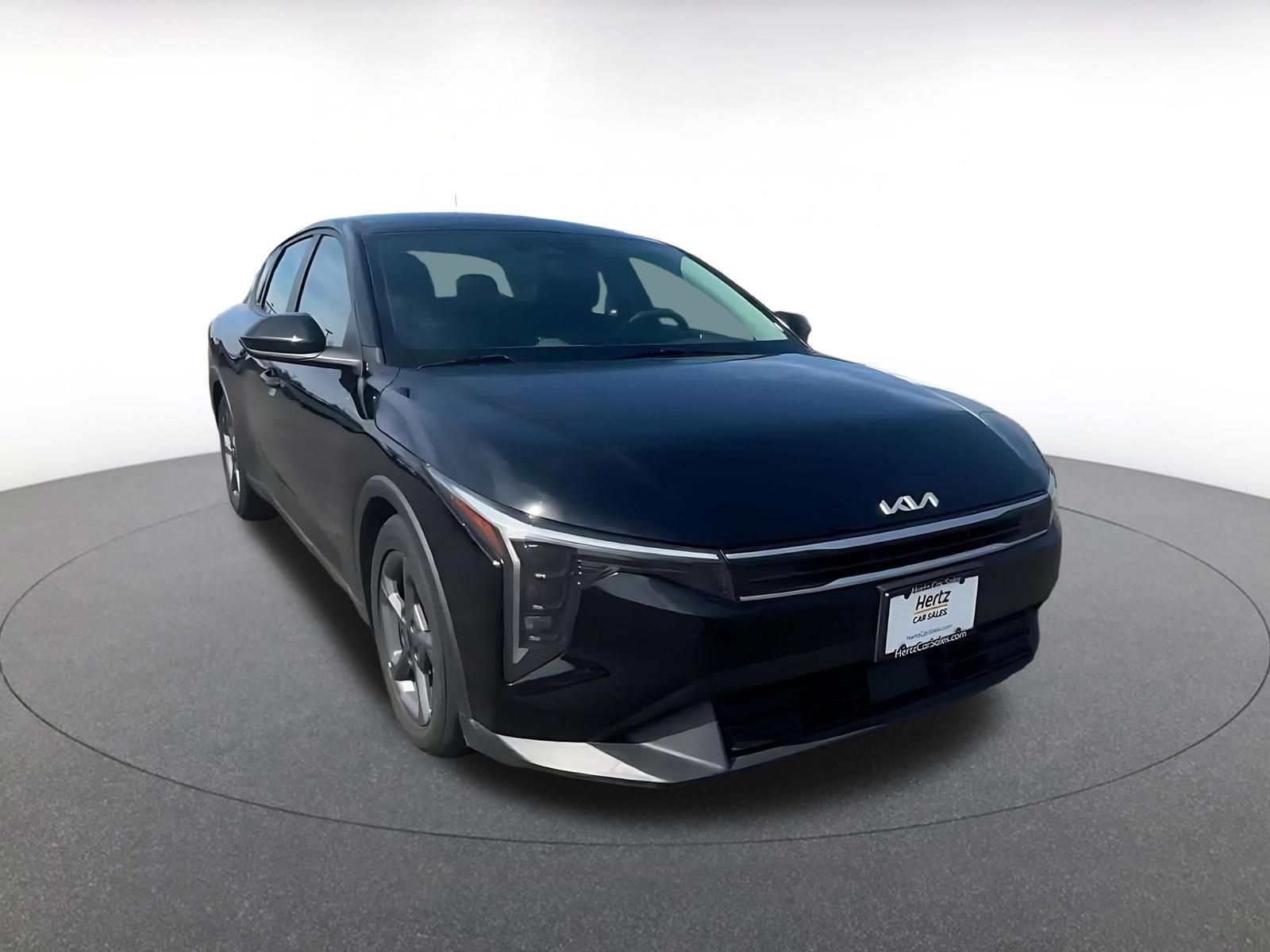 Used 2025 Kia K4 FWD image 3