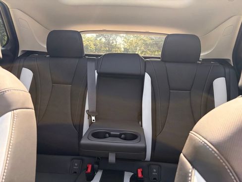 Used 2026 Buick Envision Sport Touring AWD/4WD image 16