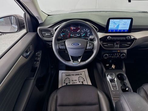 Certified 2022 Ford Escape SEL FWD image 3