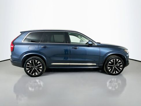 Used 2026 Volvo XC90 B5 Plus w/ Protection Package Premier AWD/4WD image 4
