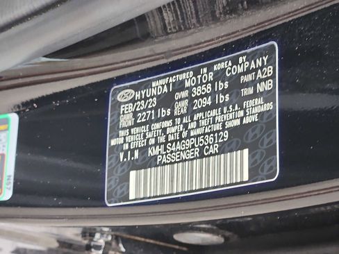 Used 2023 Hyundai Elantra SEL w/ Convenience Package FWD image 27