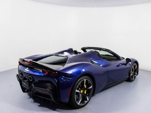 Certified 2022 Ferrari SF90 Spider image 2