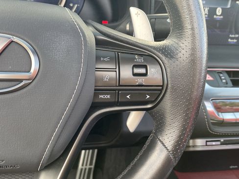 Used 2021 Lexus LC 500 Convertible image 30