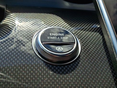 Certified 2026 Mercedes-Benz C 300 4MATIC Sedan image 23