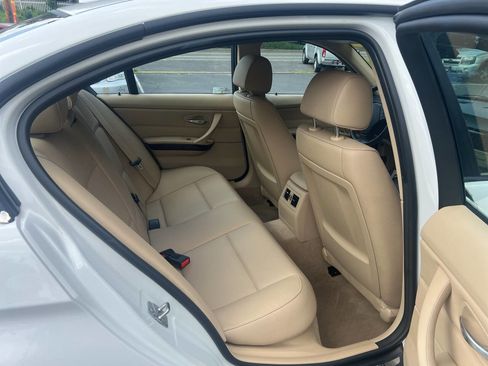 Used 2011 BMW 328i xDrive Sedan image 13
