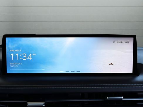 Used 2023 Genesis GV70 2.5T w/ Sport Prestige Package image 44