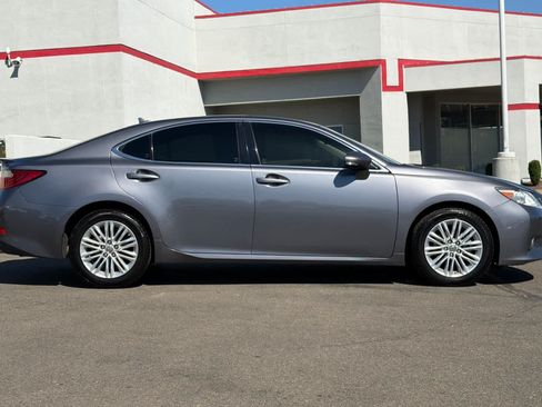 Used 2014 Lexus ES 350 w/ Premium Package FWD image 6