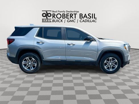 Used 2025 GMC Terrain Elevation AWD/4WD image 9