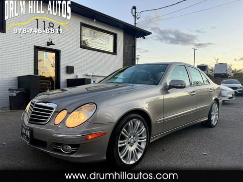 Used 2008 Mercedes-Benz E 350 4MATIC Sedan image 1