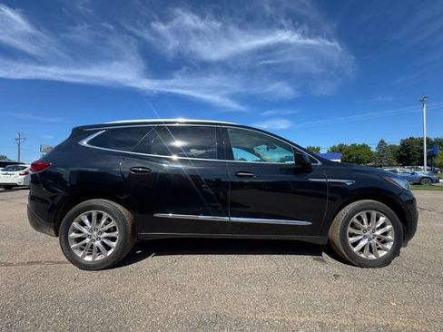 Used 2020 Buick Enclave Premium w/ Sun and Sites Package AWD/4WD image 8