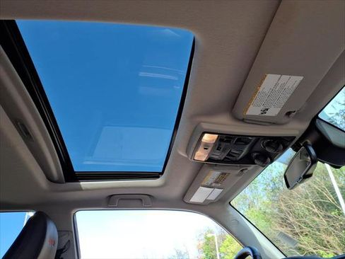 Used 2024 Toyota 4Runner TRD Off-Road Premium w/ Moonroof Package AWD/4WD image 10