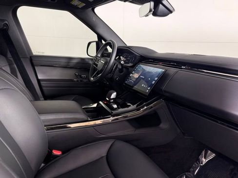 Certified 2025 Land Rover Range Rover Sport Dynamic SE AWD/4WD image 34