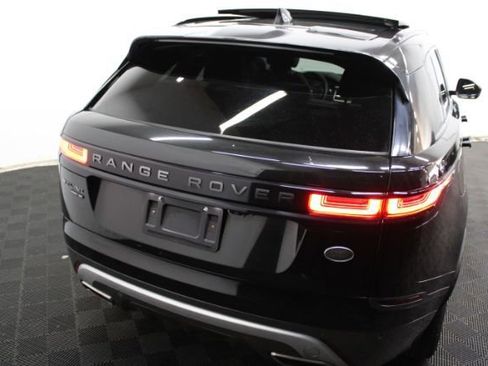 Used 2018 Land Rover Range Rover Velar R-Dynamic SE image 6