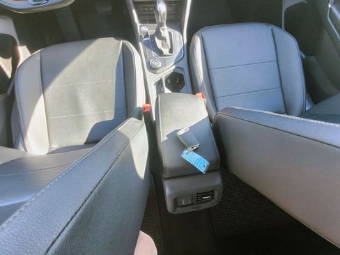 Used 2020 Volkswagen Tiguan S AWD/4WD image 9