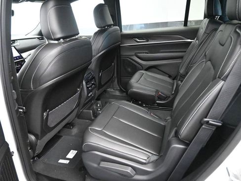 New 2025 Jeep Grand Cherokee L Limited w/ Trailer Tow Package image 17