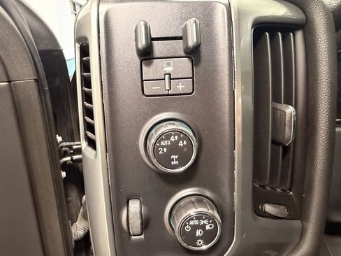 Used 2015 Chevrolet Silverado 1500 LT w/ Custom Sport Edition image 25