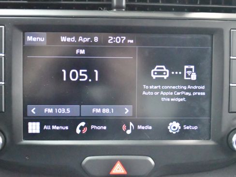 Used 2025 Kia Soul LX w/ LX Technology Package FWD image 24