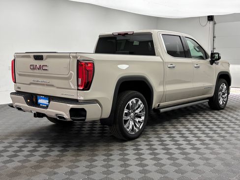 New 2026 GMC Sierra 1500 Denali AWD/4WD image 11