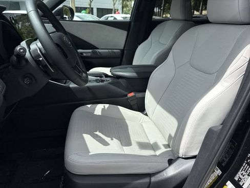 Used 2025 Lexus TX 350 FWD w/ Technology Package image 11