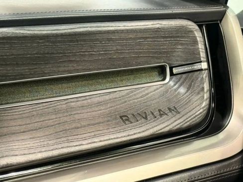 Used 2022 Rivian R1T Adventure image 16