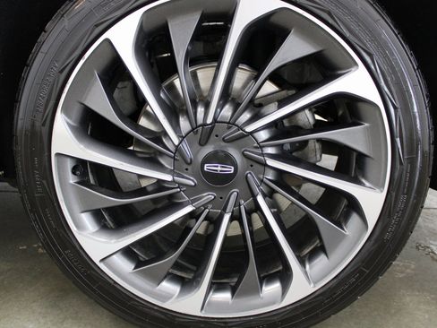 Used 2020 Lincoln Aviator Reserve w/ Equipment Group 201A image 9