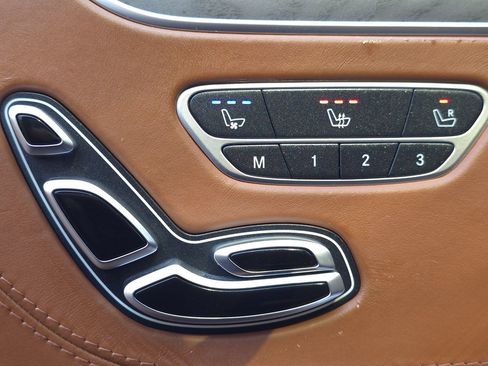 Used 2021 Mercedes-Benz S 560 4MATIC Coupe image 26