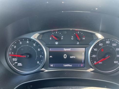 Used 2023 GMC Terrain AT4 image 12