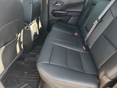 New 2026 GMC Canyon Elevation w/ Convenience Package image 33