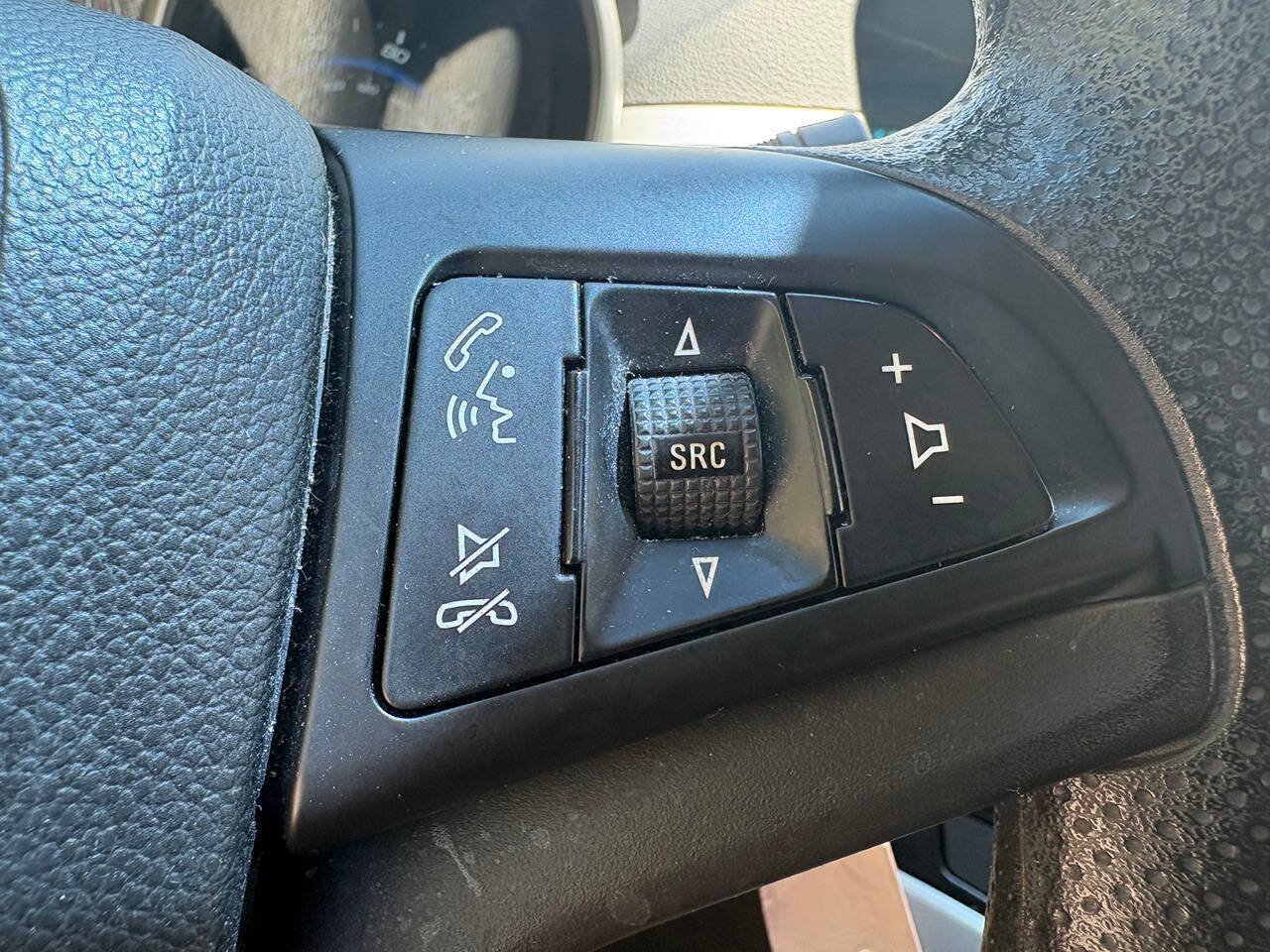 Used 2016 Chevrolet Cruze LS FWD image 17