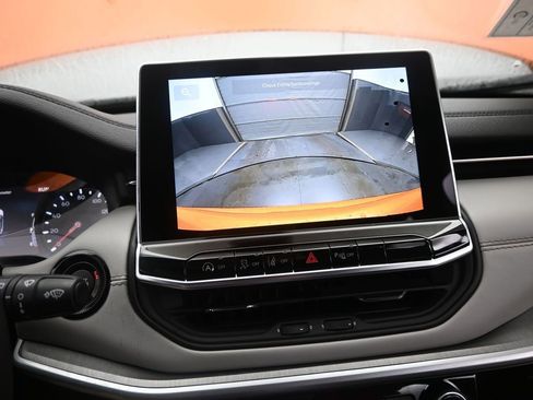 New 2026 Jeep Compass Limited image 35