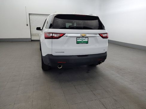 Used 2018 Chevrolet Traverse LT FWD image 6