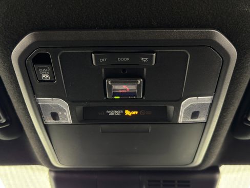 Used 2025 Toyota 4Runner SR5 image 33