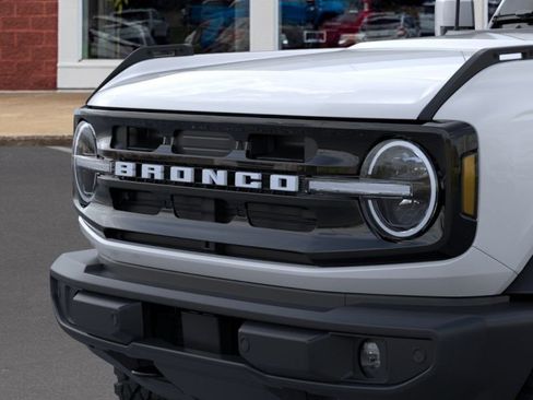 New 2026 Ford Bronco Outer Banks AWD/4WD image 19