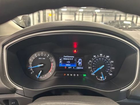 Used 2013 Ford Fusion SE FWD image 20