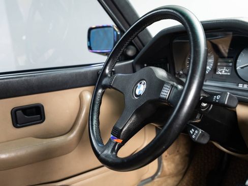 Used 1988 BMW M5 RWD image 37