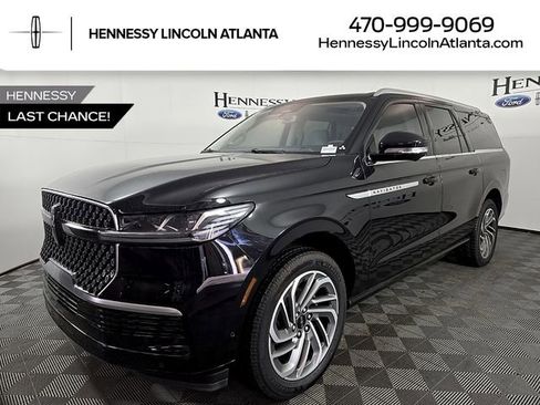 New 2025 Lincoln Navigator L Reserve AWD/4WD image 1