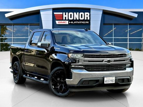 Used 2020 Chevrolet Silverado 1500 LT w/ All-Star Edition RWD image 2