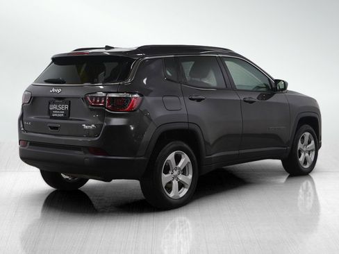 Used 2018 Jeep Compass Latitude w/ Popular Equipment Group image 5