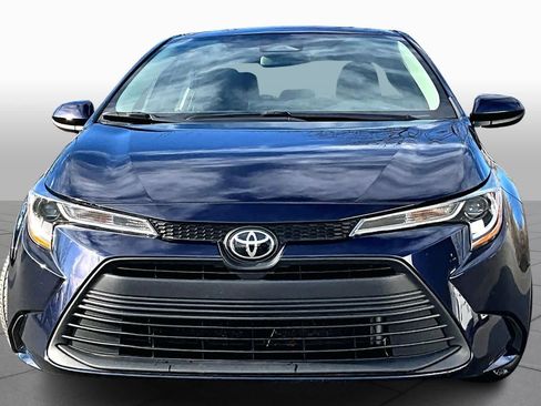Used 2024 Toyota Corolla LE image 4