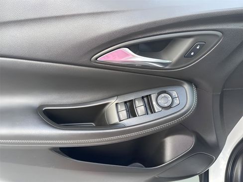 Used 2023 Buick Encore GX Preferred w/ Cold Weather Comfort Package image 18