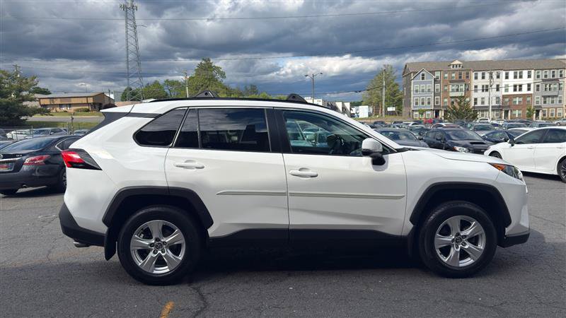 Used 2021 Toyota RAV4 XLE AWD/4WD image 13