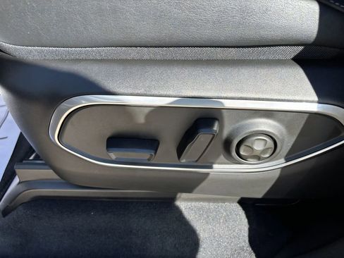 New 2025 Jeep Wagoneer Series II w/ Convenience Group I image 40