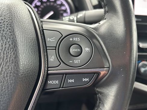 Used 2021 Toyota Camry SE w/ Audio Upgrade Package FWD image 25
