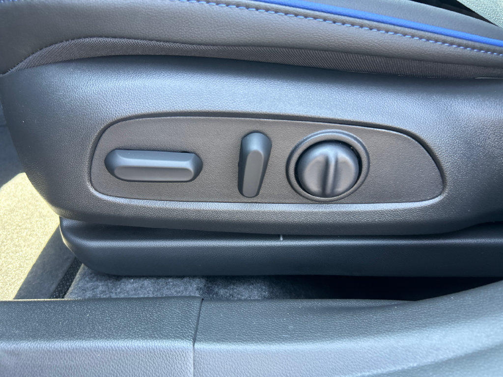 New 2026 Buick Envista Sport Touring w/ Convenience I Package FWD image 17