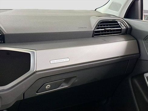 Certified 2025 Audi Q3 2.0T Premium AWD/4WD image 19