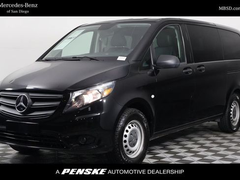 Used 2022 Mercedes-Benz Metris Passenger image 1