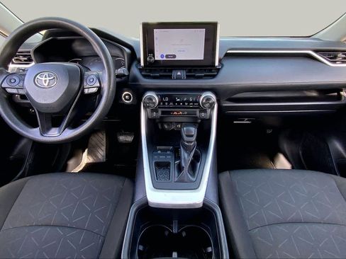 Used 2024 Toyota RAV4 XLE FWD image 15