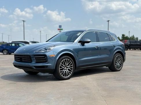 Used 2020 Porsche Cayenne AWD/4WD image 3