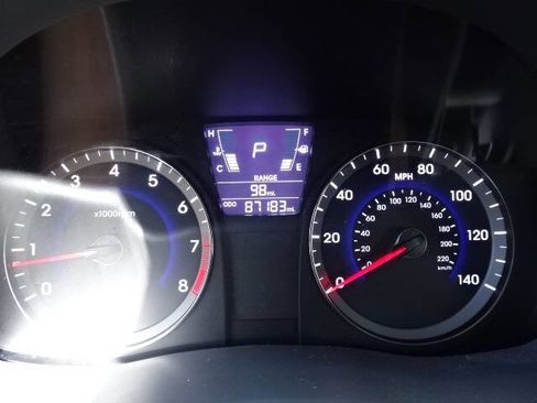 Used 2014 Hyundai Accent GLS w/ Option Group 2 image 38