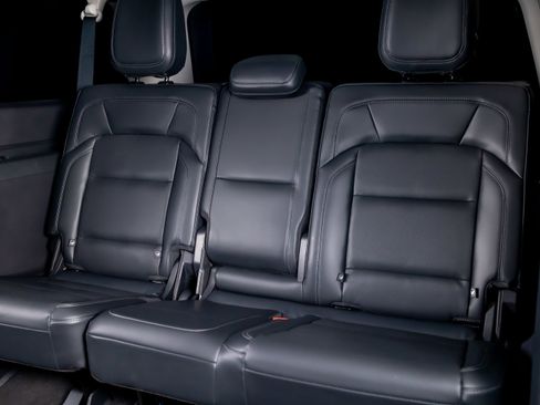 Used 2025 Lincoln Navigator L Reserve AWD/4WD image 25